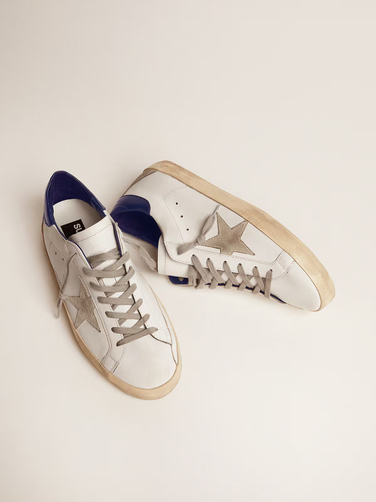 Golden Goose Super-Star homme avec étoile en daim et contrefort bleu